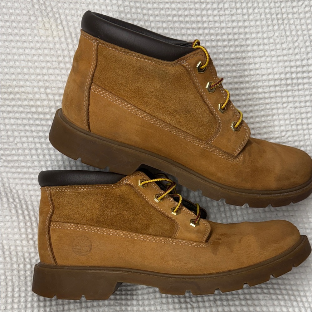 Timberland Tan Leather Chukka Boots - Size 11